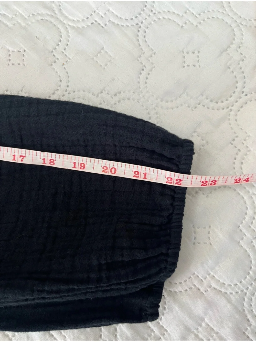 Madewell Lightspun Millbrook Puff-Sleeve Peplum Top in True Black - Size M